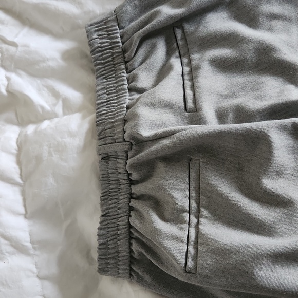 Grey trousers - Picture 3 of 4